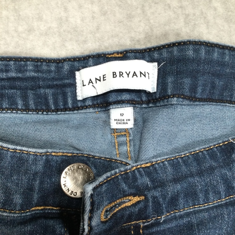 Lane Bryant Crop Blue Denim Jeans - Picture 3 of 7